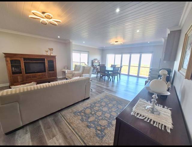 3 BEDROOM HOUSE FOR SALE IN MONTE CHRISTO